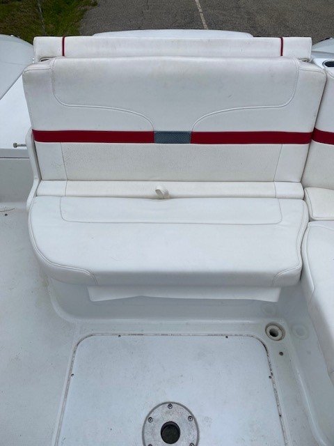 2005 Formula 241 9 - $47,000 - Image 6
