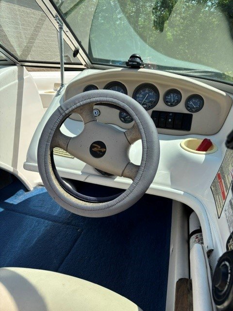 1998 Sea Ray 175, with 3.0L Mercruiser & Trailer - $3,500.00 - Image 4