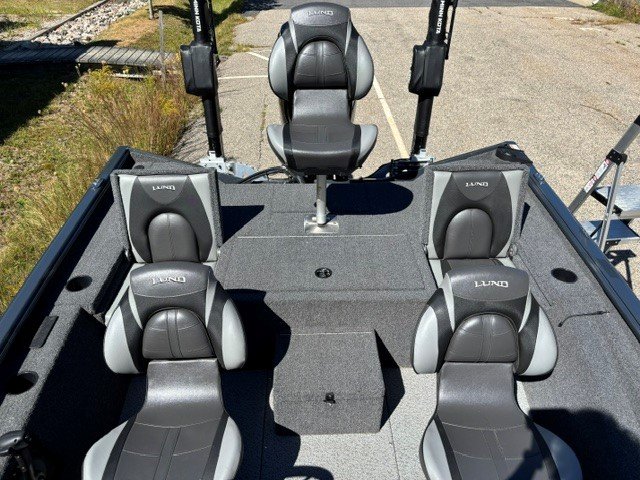 2024 Lund 1875 Renegade - $42,000 - Image 6
