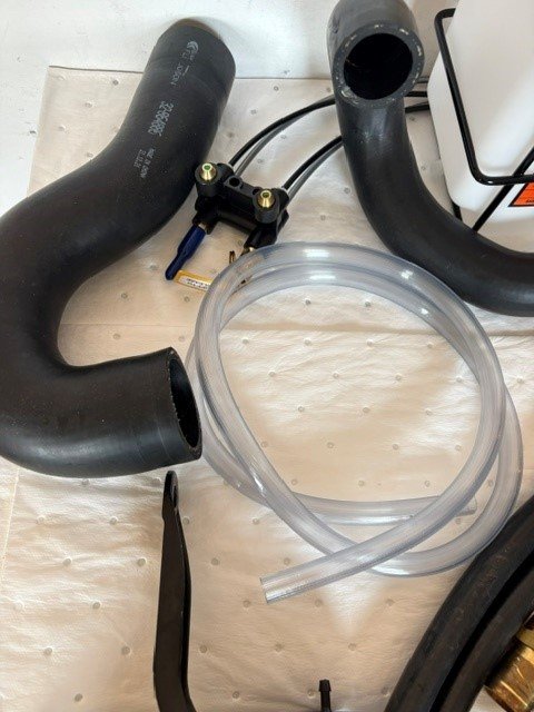 Closed Cooling system from Mercruiser 350 MPI Horizon Inline engine - Image 7